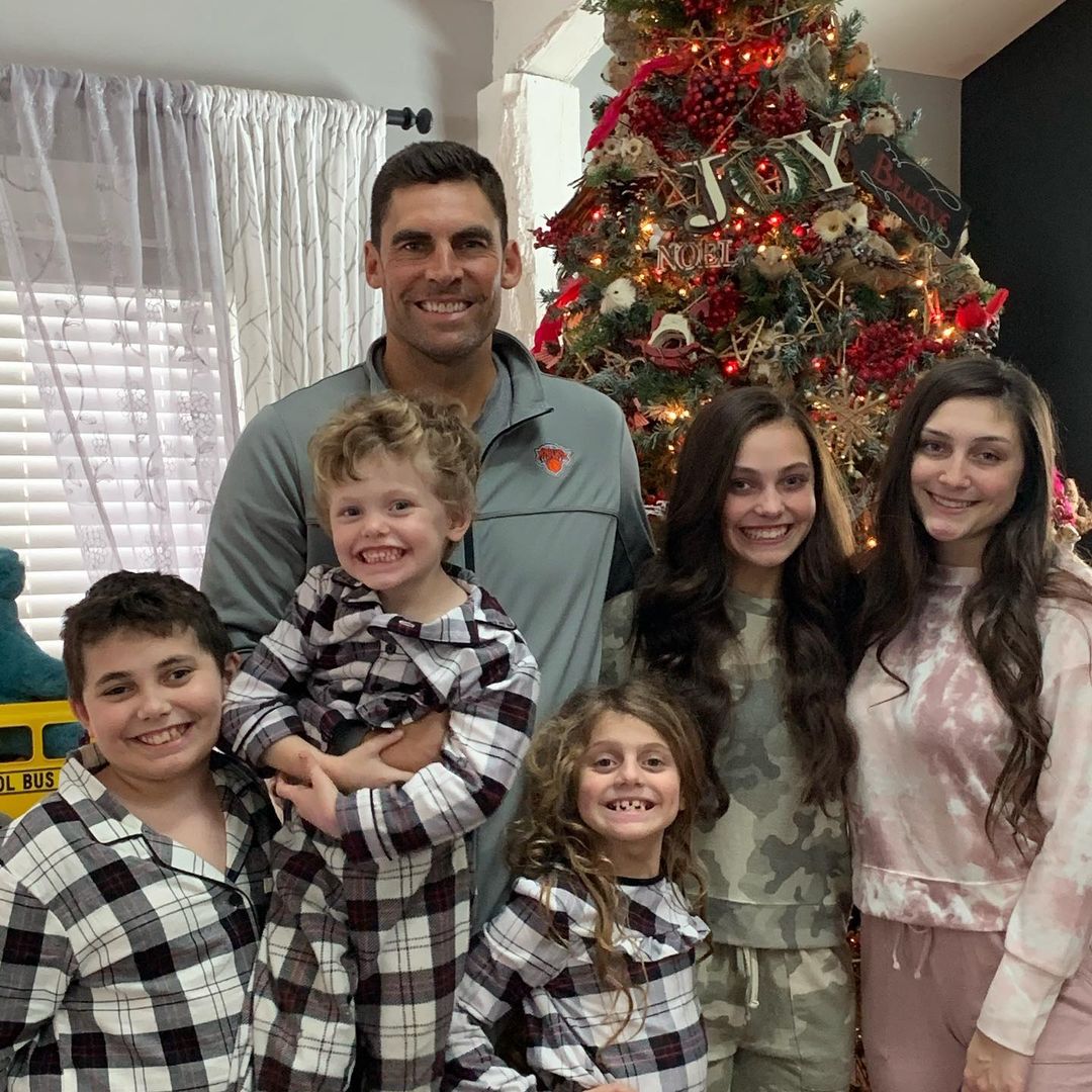 Wally Szczerbiak with his Family in 2020